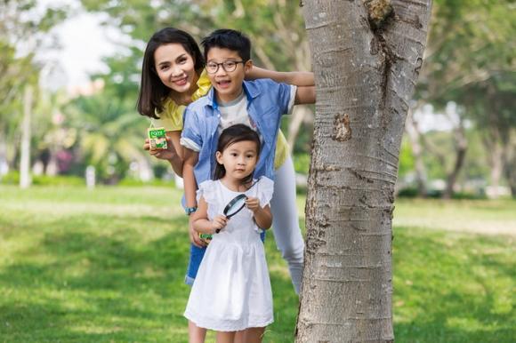 Hoàng Bách, Vợ chồng Hoàng Bách, Sao Việt