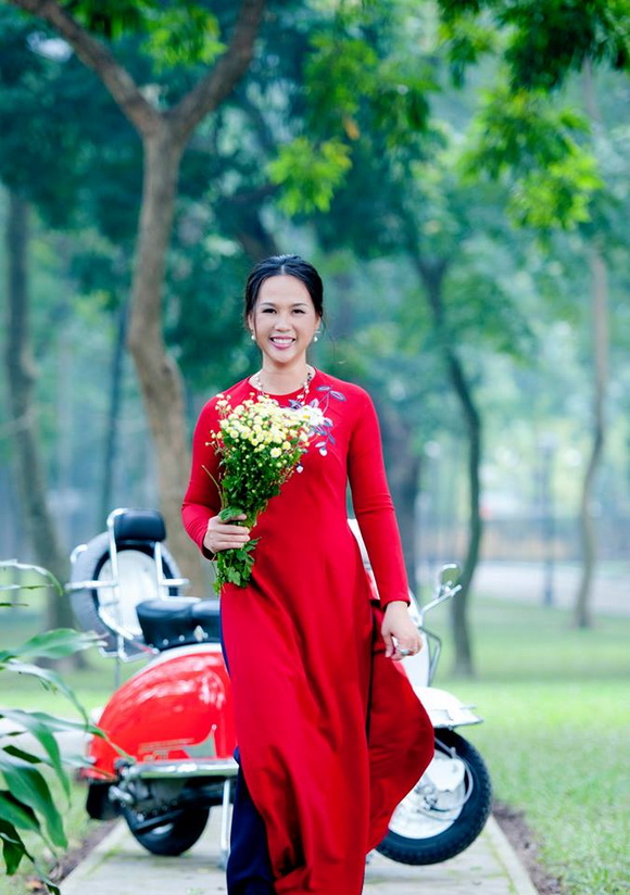 124763197166579217694071464656213nresize-ngoisao 4 Nét đẹp cổ truyền,áo dài duyên dáng,mùa xuân về