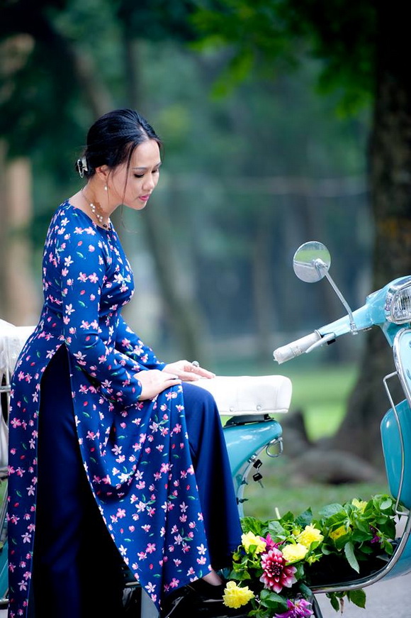 124838197166577417694251307500598nresize-ngoisao 1 Nét đẹp cổ truyền,áo dài duyên dáng,mùa xuân về