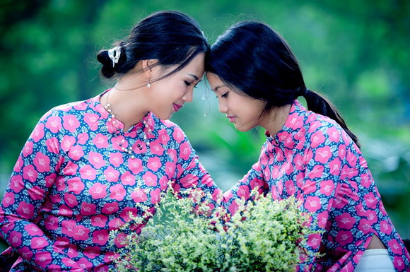 125066157166581417693851717840378nresize-ngoisao 4 Nét đẹp cổ truyền,áo dài duyên dáng,mùa xuân về