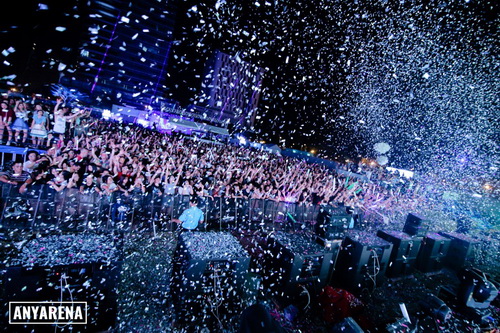 Escape New Year 2016, Màn Countdown hoành tráng, Escape New Year 2016 – Change For Tomorrow