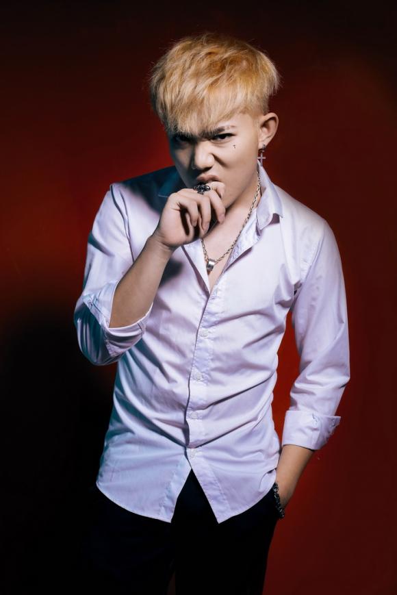 Phạm Trần Minh Anh, Ca sĩ Phạm Trần Minh Anh, Sao Việt