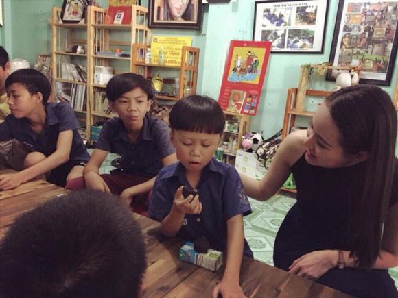 Mái ấm Nhân Tâm, Nguyễn Phương Anh, Sao Việt