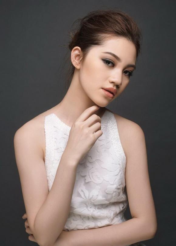 Jolie Nguyễn, Hoa hậu thế giới người Việt tại Úc, Sao Việt