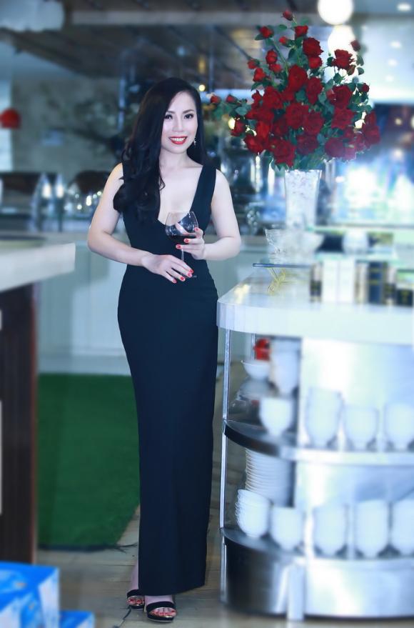 ca-si-linh-linh-91-8-ngoisao 0 Linh Linh, Ca sĩ Linh Linh, Mỹ phẩm Link’s