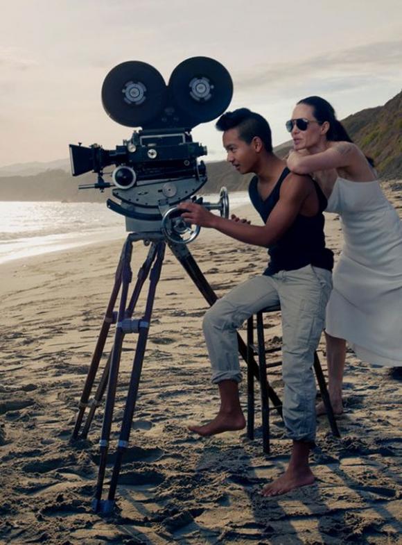 vợ chồng Angelina Jolie,vợ chồng Angelina Jolie nhận con nuôi,tin đồn vợ chồng Angelina Jolie nhận thêm con