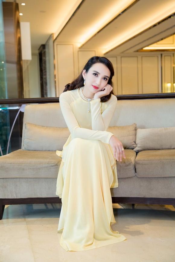 Hoa hậu ngọc diễm,hoa hậu du lịch việt nam,ngọc diễm diện trang sức trăm triệu