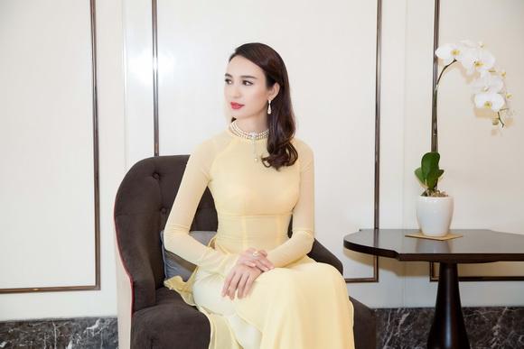 Hoa hậu ngọc diễm,hoa hậu du lịch việt nam,ngọc diễm diện trang sức trăm triệu