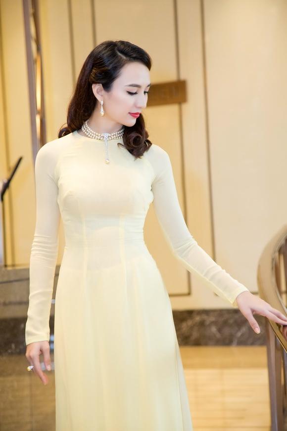 Hoa hậu ngọc diễm,hoa hậu du lịch việt nam,ngọc diễm diện trang sức trăm triệu
