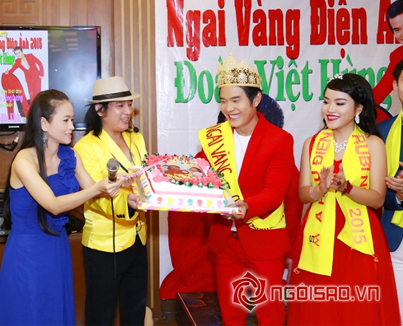 Đoàn Việt Hùng tổ chức sinh nhật muộn ấm áp và tràn ngập niềm vui 0 Đoàn Việt Hùng, Sao Việt, Ngai vàng điện ảnh Đoàn Việt Hùng
