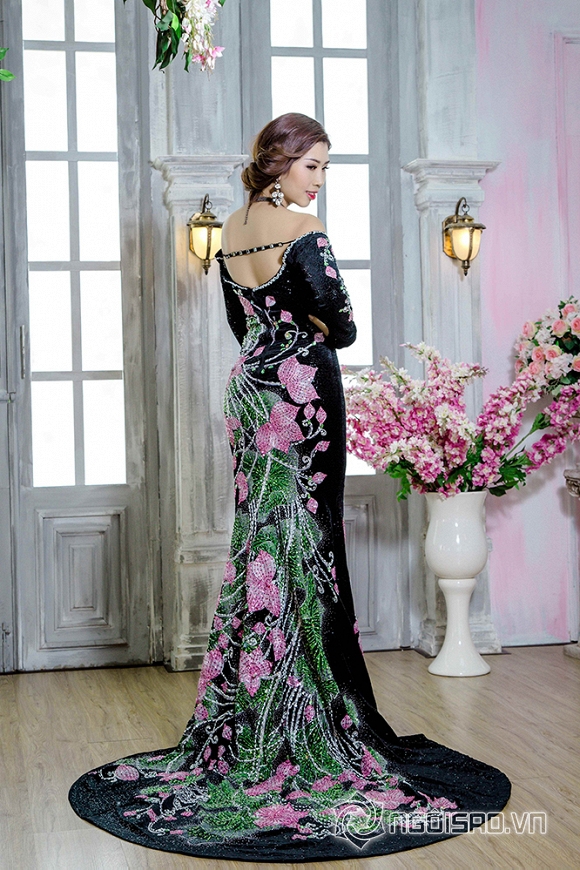 Hoa hậu Thanh Mai rạng rỡ như nữ hoàng bên cạnh NTK Ngọc Long 4 Hoa hậu Điện ảnh Thanh Mai, NTK Ngọc Long, sao Việt