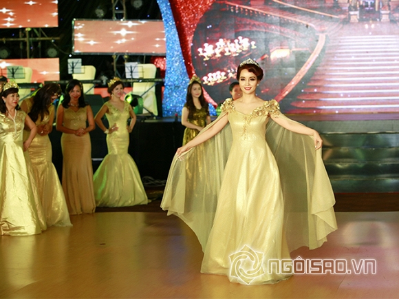 Thời trang Sensorial toả sáng rực rỡ trong đêm Gala dạ vũ Doanh nhân 2015 5 thời trang cao cấp Sensorial, thương hiệu Sensorial, thời trang Việt