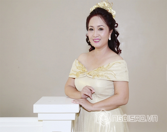 chi-chau-demo-ngoisao.vn.jpg 0 thời trang cao cấp Sensorial, thương hiệu Sensorial, thời trang Việt
