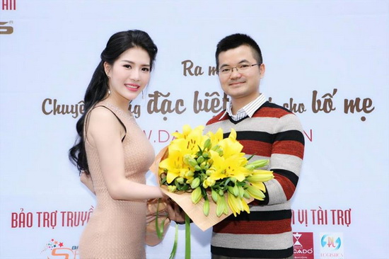 MC Nhã Uyên, dự án Dạy con, đồng hành, CMS Education