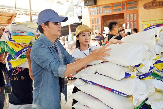 Đạo diễn Lê Minh, Lê Thị Phương, Sao Việt