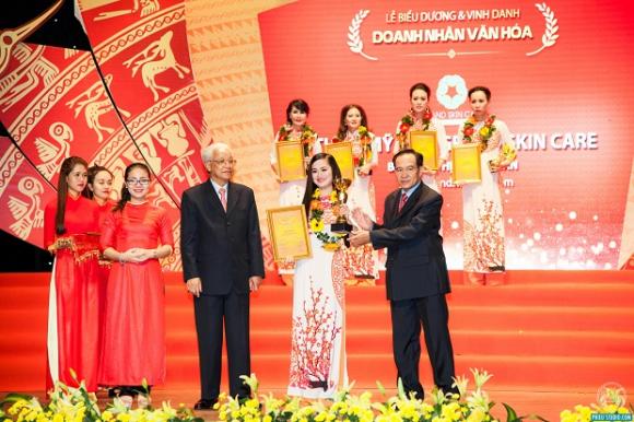 150 Doanh nhân Văn hóa, Thương hiệu Vàng đất Việt, Doanh nhân Việt