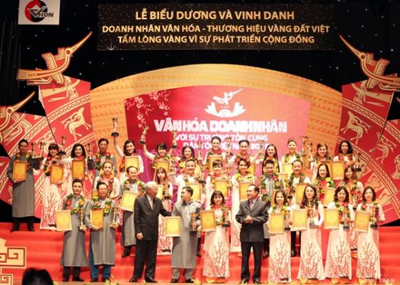 150 Doanh nhân Văn hóa, Thương hiệu Vàng đất Việt, Doanh nhân Việt