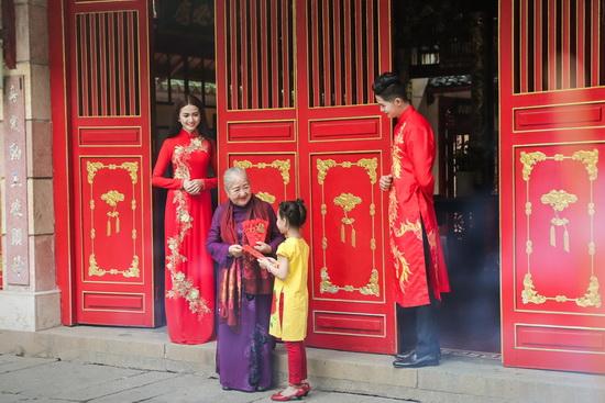 Ray Võ, Phan Thi Mơ, Sao Việt