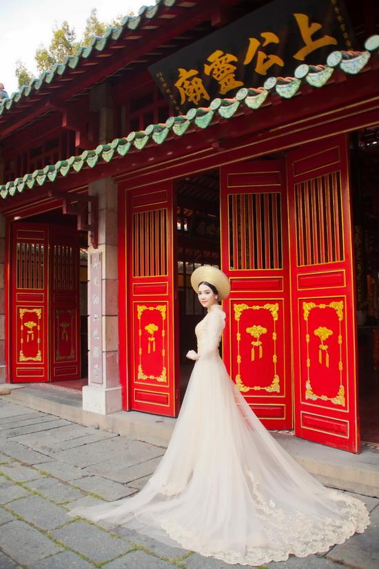 Julia Ngọc, Hoa Hậu Việt Nam Toàn Cầu, Sao Việt