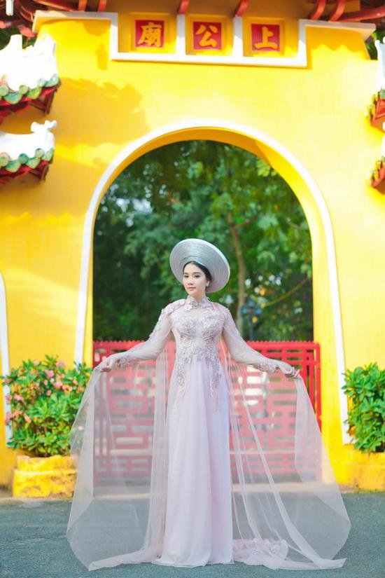 Julia Ngọc, Hoa Hậu Việt Nam Toàn Cầu, Sao Việt