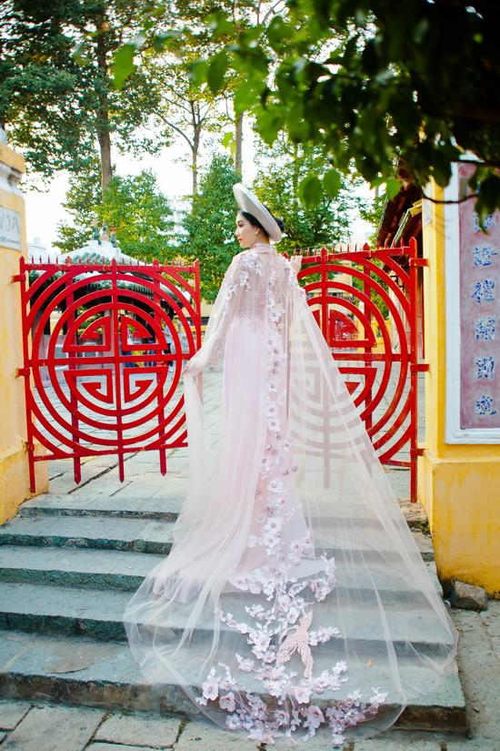 Julia Ngọc, Hoa Hậu Việt Nam Toàn Cầu, Sao Việt