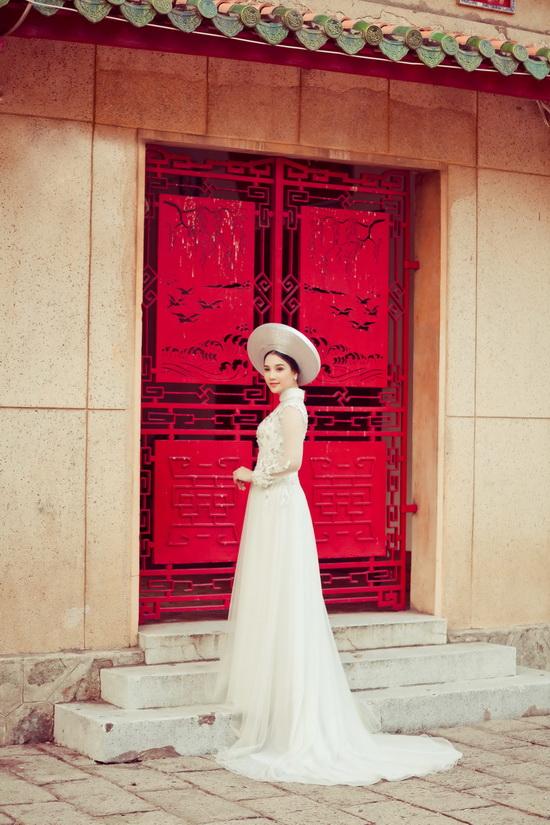 Julia Ngọc, Hoa Hậu Việt Nam Toàn Cầu, Sao Việt