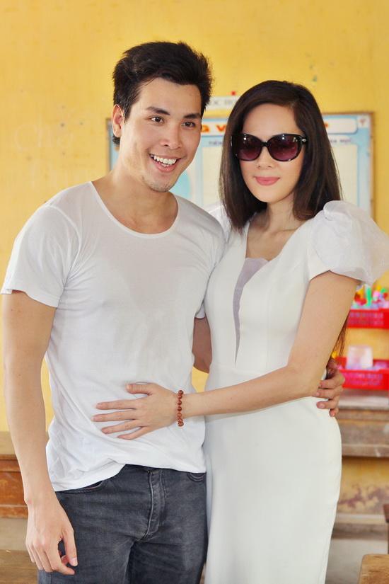 Á hậu Tố Uyên, Á hậu Tố Uyên làm từ thiện, Sao Việt