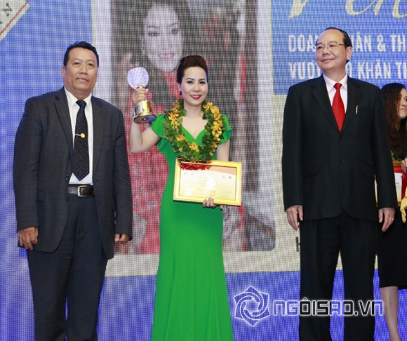 Nữ hoàng Doanh nhân Kim Chi, ngô Thị Kim Chi nhận giải thưởng Doanh nhân tiêu biểu, Doanh nhân Kim Chi