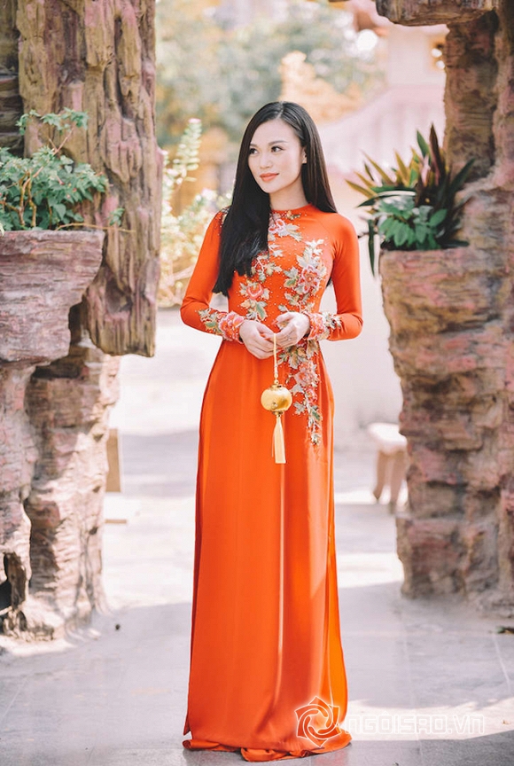 Nhật Tinh Anh, Cao Thuỳ Linh, sao Việt