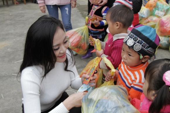 Minh Chánh Entertainment, Sao việt làm từ thiện, Từ thiện