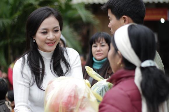 Minh Chánh Entertainment, Sao việt làm từ thiện, Từ thiện