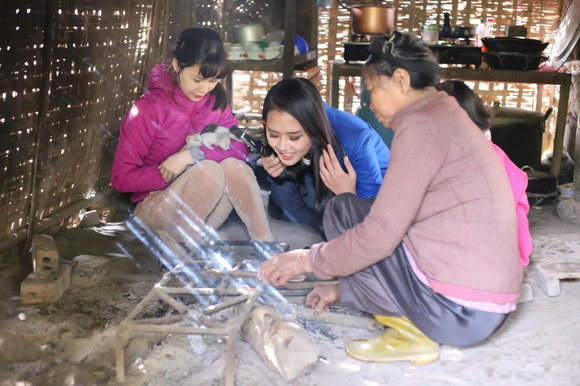 Lâm Thuỳ Anh, Á hậu Lâm Thuỳ Anh, Sao Việt