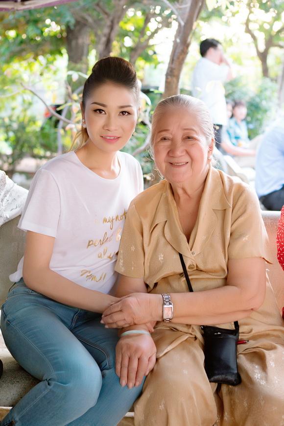 xuan-nguyen-42-8-ngoisao 0 Xuân Nguyễn, Diễn viên Xuân Nguyễn, Sao Việt