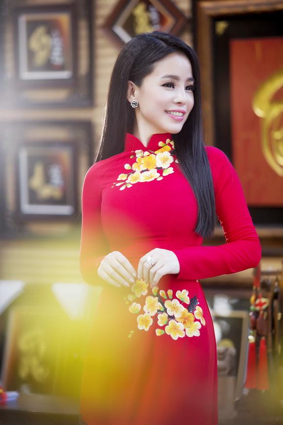 Hạ My, Hoa hậu Áo dài Hạ My, Sao việt