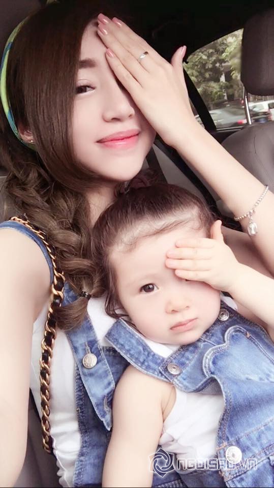 Elly Trần, Elly Trần và con gái, con Elly Trần