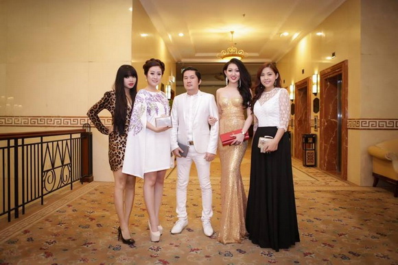 Huỳnh Thúy Anh, Hoa hậu Huỳnh Thúy Anh, Sao Việt