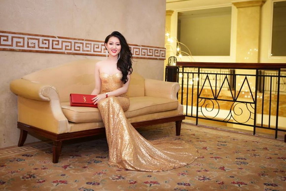 Huỳnh Thúy Anh, Hoa hậu Huỳnh Thúy Anh, Sao Việt