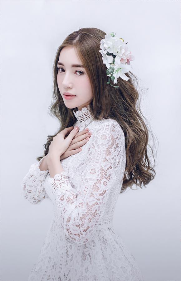 Elly Trần, Elly Trần trong bộ ảnh trắng tinh khôi, Elly Trần quay lại nghệ thuật