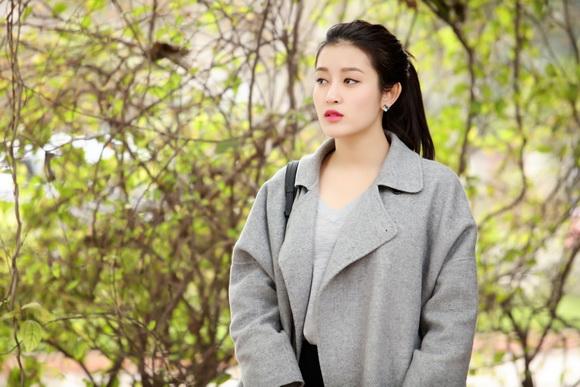 Á hậu huyền my,hoa hậu việt nam 2014,huyền my xúc động đi từ thiện