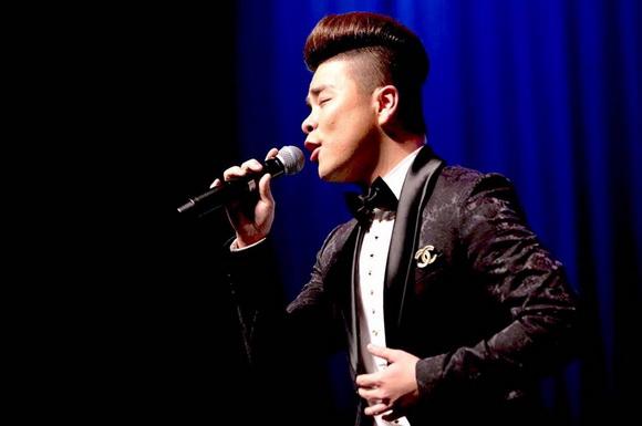 Tân Hy Khánh, Ca sĩ Tân Hy Khánh, Sao Việt