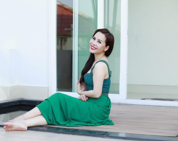 kim-chi-13-6-ngoisao 4 Nữ hoàng doanh nhân Kim Chi, Sao Việt, Ảnh đẹp Nữ hoàng doanh nhân Kim Chi