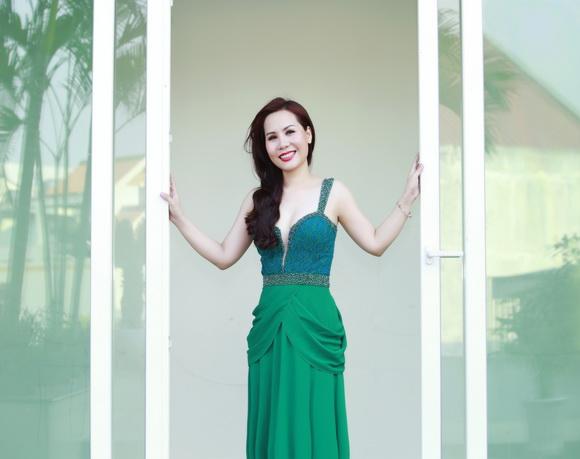 kim-chi-13-7-ngoisao 3 Nữ hoàng doanh nhân Kim Chi, Sao Việt, Ảnh đẹp Nữ hoàng doanh nhân Kim Chi