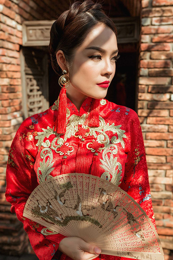 Dương Cẩm Lynh, ngọc nữ màn ảnh Việt, Dương Cẩm Lynh sắc sảo trong hình tượng phụ nữ xưa