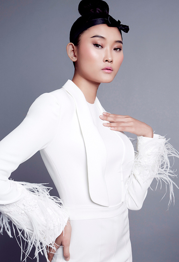 mẫu Việt Kim Nhung, mẫu Việt làm vedette Tokyo Fashion Feek, NTK Công Trí