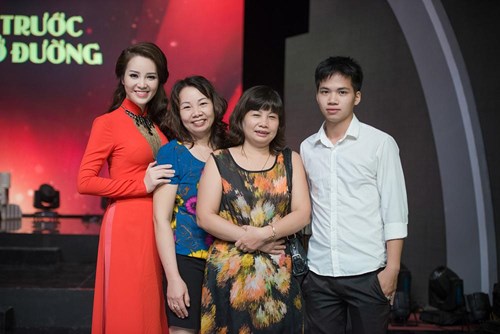 Hoa hậu, Á Hậu Việt