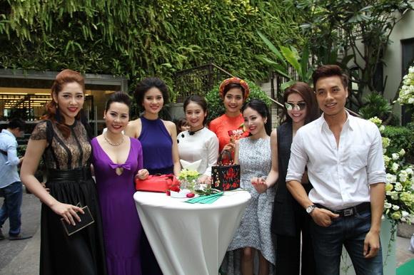 Nhà báo và nghệ sĩ Việt, Đẹp và Tài Năng, Tôn vinh vẻ đẹp phụ nữ