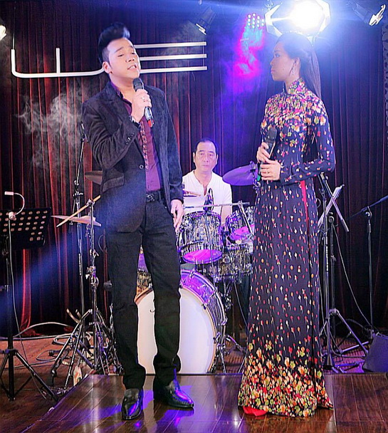 luu-thien-an-va-hong-phuong-15-ngoisao 1 Lưu Thiên Ân, Hồng Phượng, Sao việt