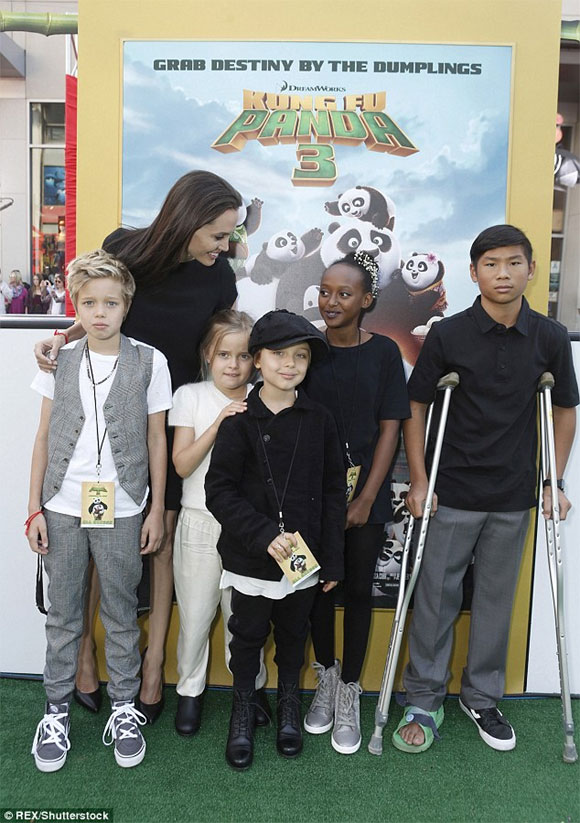 Angelina Jolie và Brad Pitt,Angelina Jolie thuê nhà ở Anh,gia đình Angelina Jolie