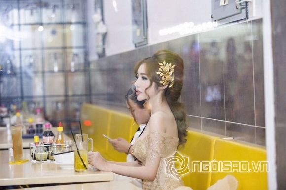 Elly Trần sexy, Elly Trần khoe dáng đồng hồ cát, Elly Trần lộng lẫy dự tiệc sau sinh, elly tran di an