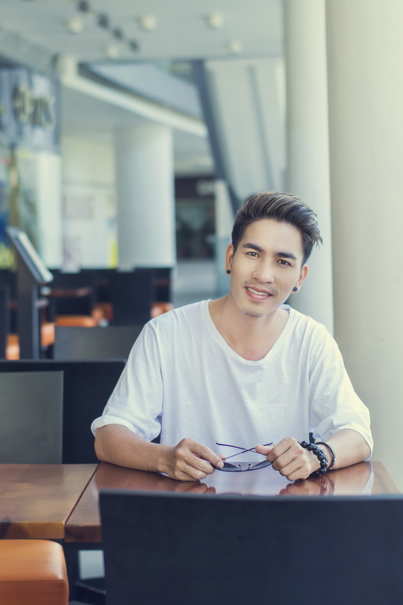 Vương Anh, Diễn viên Vương Anh, Ca sĩ Vương Anh